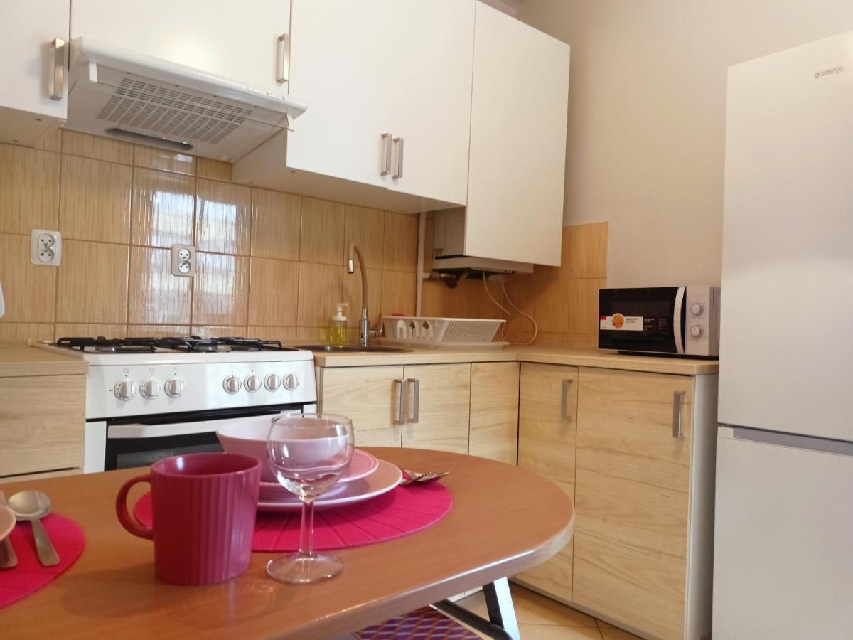 Apartament Malinowy Swietoduska 12 Lublin Exterior foto
